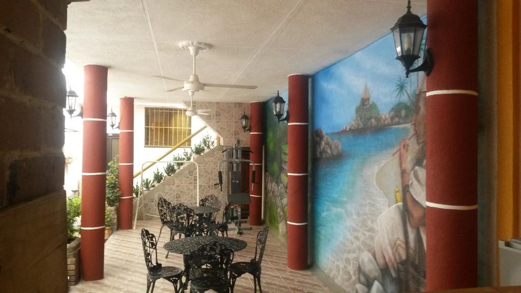 Отель Hospederia Casa Familiar Санта-Марта Экстерьер фото