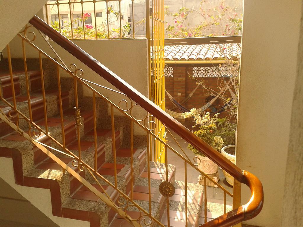 Отель Hospederia Casa Familiar Санта-Марта Экстерьер фото