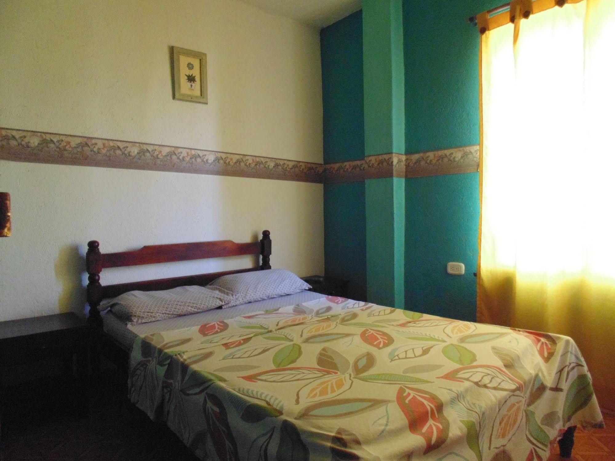 Отель Hospederia Casa Familiar Санта-Марта Экстерьер фото