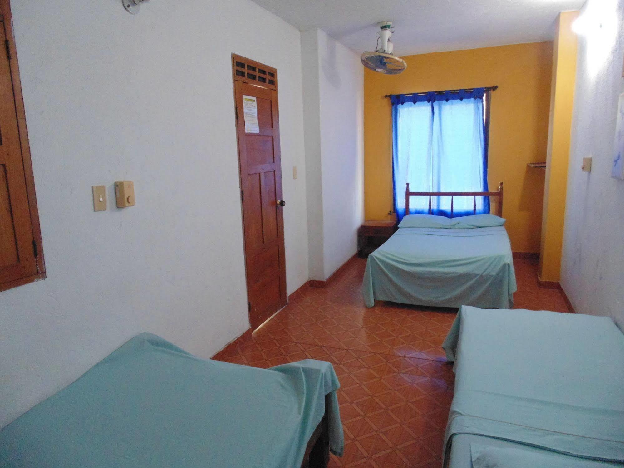 Отель Hospederia Casa Familiar Санта-Марта Экстерьер фото