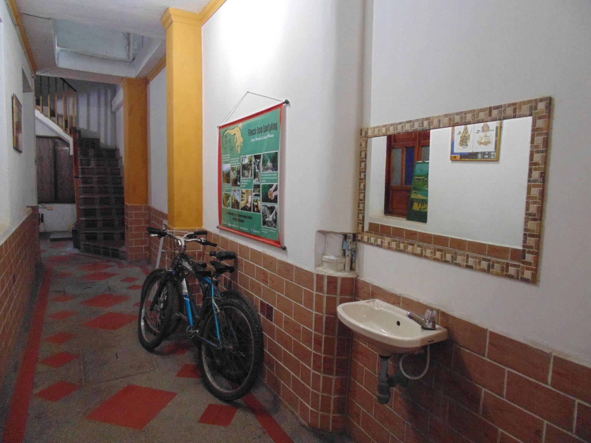 Отель Hospederia Casa Familiar Санта-Марта Экстерьер фото
